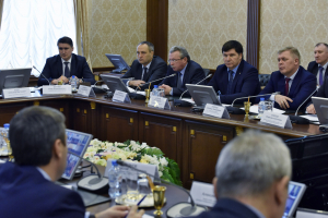 Губернатор Александр Моор, 12 марта провел плановое совместное заседание антитеррористической комиссии и оперативного штаба в Тюменской области