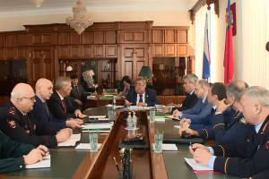 Губернатор Кемеровской области Аман Тулеев провел внеочередное заседание антитеррористической комиссии 