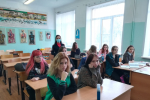 Профилактическую беседу со школьниками провели сотрудники полиции в Подмосковье