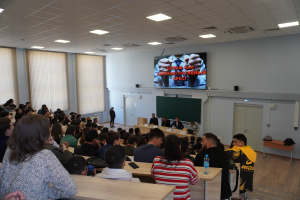 В саратовском университете состоялся разговор со студентами по вопросам профилактики экстремизма